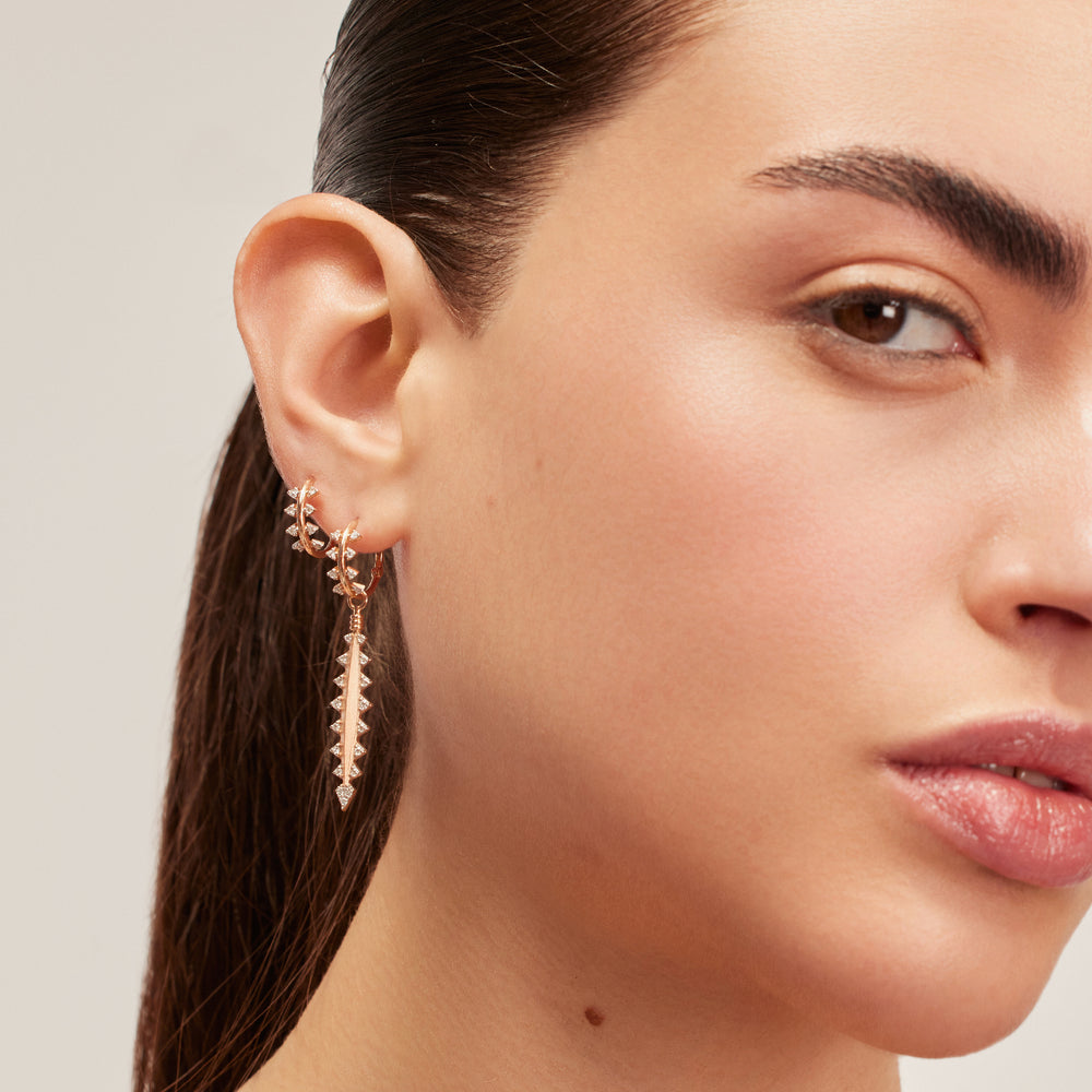 Jolie Sallantılı Halka Küpe